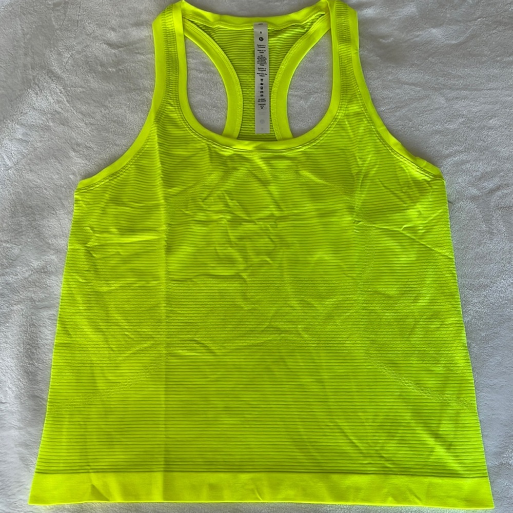 lululemon Swiftly Tech Racerback Tank Top 2.0 Race Length